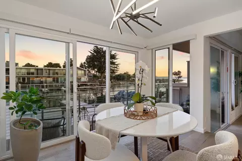 Dining - 302 Tideway Dr, Alameda, CA 94501 photo 2 of 2