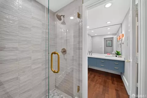 Bath - 8 Charlton Ct, San Francisco, CA 94123 photo 3 of 6