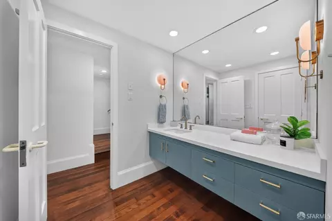 Bath - 8 Charlton Ct, San Francisco, CA 94123 photo 4 of 6