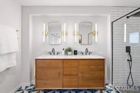 Bath - 2126 47th Ave, San Francisco, CA 94116 photo 5 of 6