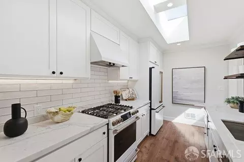 Kitchen - 2126 47th Ave, San Francisco, CA 94116 photo 1 of 3