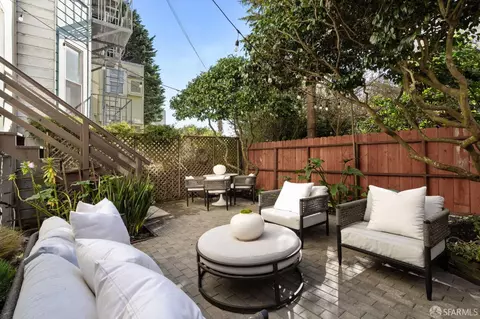 Exterior - 421 Spruce St, San Francisco, CA 94118 photo 2 of 4