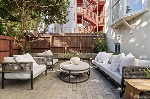 Exterior - 421 Spruce St, San Francisco, CA 94118 photo 3 of 4