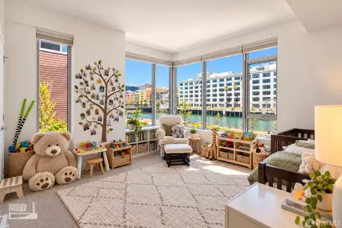 1000 3rd St #206, San Francisco, CA 94158