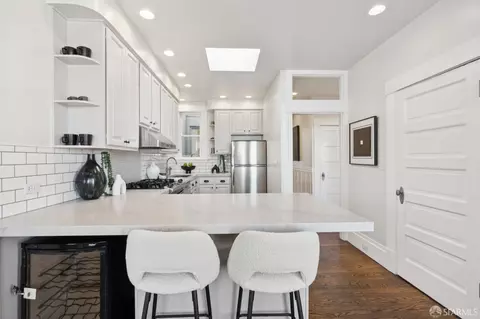 Kitchen - 51 Pearl St, San Francisco, CA 94103 photo 2 of 3
