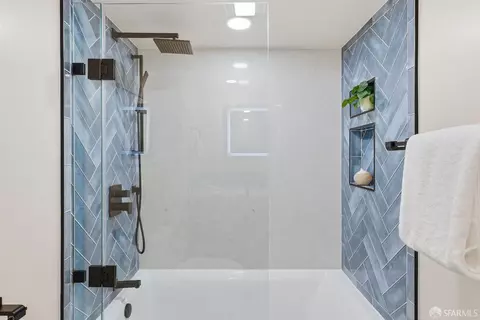 Bath - 1650 Jackson St #204, San Francisco, CA 94109 photo 2 of 2