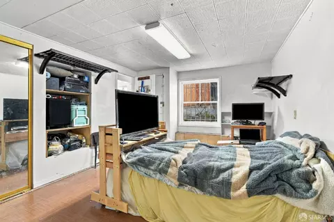 Other - 815 Avalon Ave, San Francisco, CA 94112 photo 1 of 5