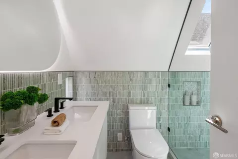 Bath - 634 22nd Ave, San Francisco, CA 94121 photo 7 of 11