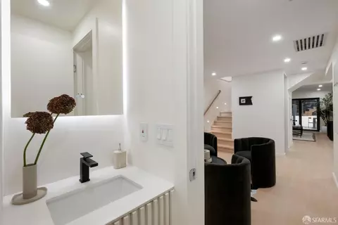 Entry Way - 634 22nd Ave, San Francisco, CA 94121 photo 12 of 12
