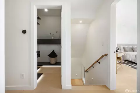 Entry Way - 634 22nd Ave, San Francisco, CA 94121 photo 8 of 12