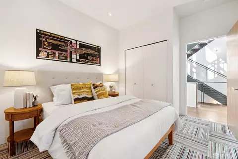 Bedroom - 1076 S Van Ness Ave, San Francisco, CA 94110 photo 4 of 5