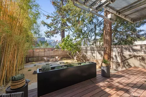 Exterior - 1076 S Van Ness Ave, San Francisco, CA 94110 photo 5 of 16