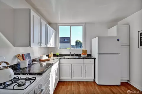 Kitchen - 3021 Rivera St, San Francisco, CA 94116 photo 2 of 2