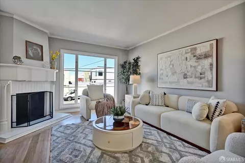Living - 3021 Rivera St, San Francisco, CA 94116 photo 1 of 4