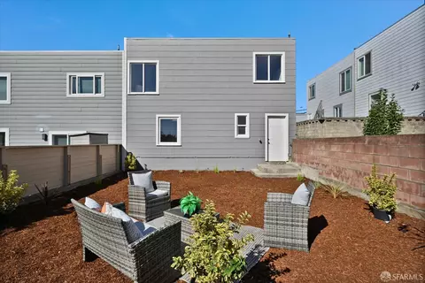 Exterior - 3021 Rivera St, San Francisco, CA 94116 photo 3 of 14