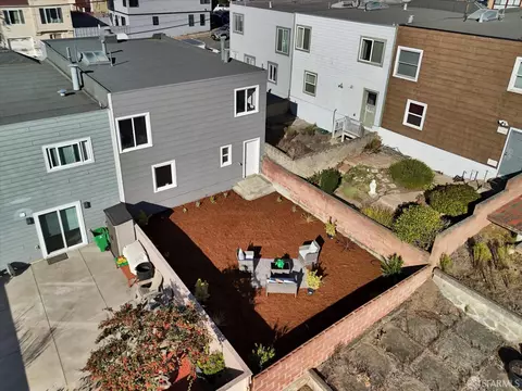 Exterior - 3021 Rivera St, San Francisco, CA 94116 photo 8 of 14
