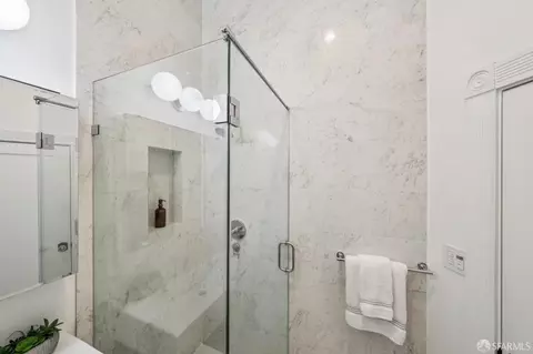 Bath - 2968 21st St, San Francisco, CA 94110 photo 5 of 5