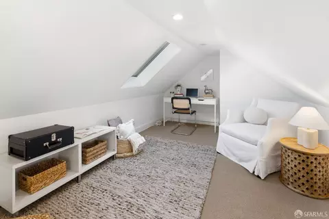 Other - 572 Eureka St, San Francisco, CA 94114 photo 11 of 15