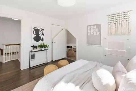 Bedroom - 572 Eureka St, San Francisco, CA 94114 photo 5 of 6