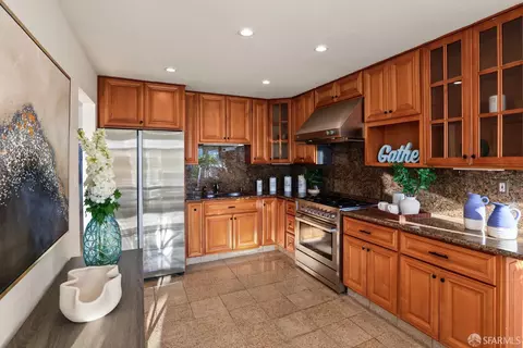 58 Bishop St, San Francisco, CA 94134