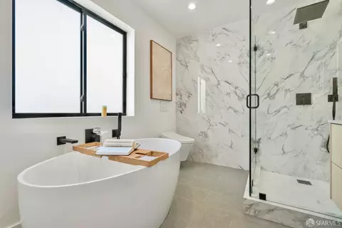 Bath - 1638 11th Ave, San Francisco, CA 94122 photo 3 of 5