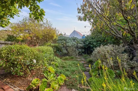 Exterior - 345 Chenery St, San Francisco, CA 94131 photo 18 of 24
