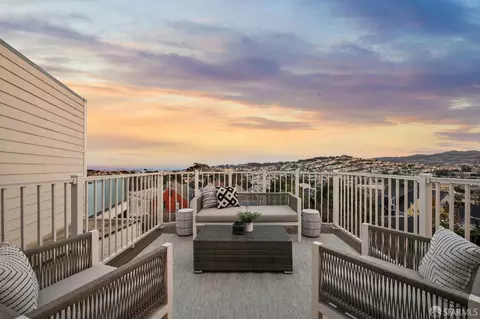 Exterior - 345 Chenery St, San Francisco, CA 94131 photo 21 of 24
