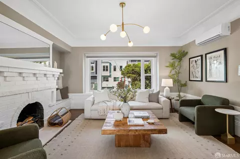 Living - 345 Chenery St, San Francisco, CA 94131 photo 4 of 8