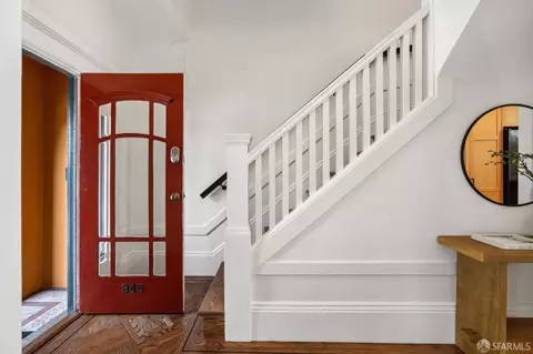 Entry Way - 345 Chenery St, San Francisco, CA 94131 photo 2 of 4