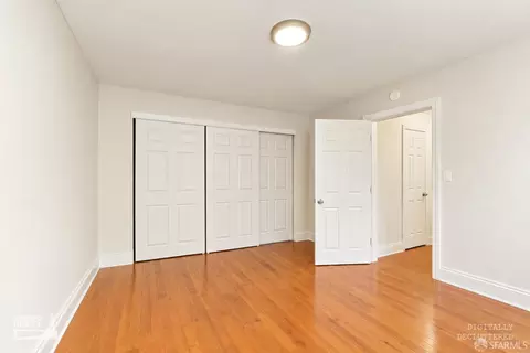 Bedroom - 1433 Derby St #B, Berkeley, CA 94702 photo 3 of 3
