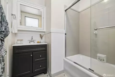 Bath - 356 Dolores St, San Francisco, CA 94110 photo 1 of 1