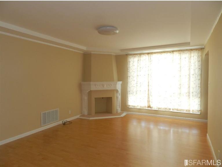 36 Ledyard St, San Francisco, CA 94124 photo 5