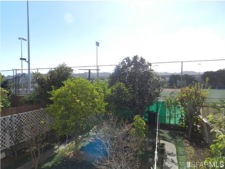 36 Ledyard St, San Francisco, CA 94124 photo 18