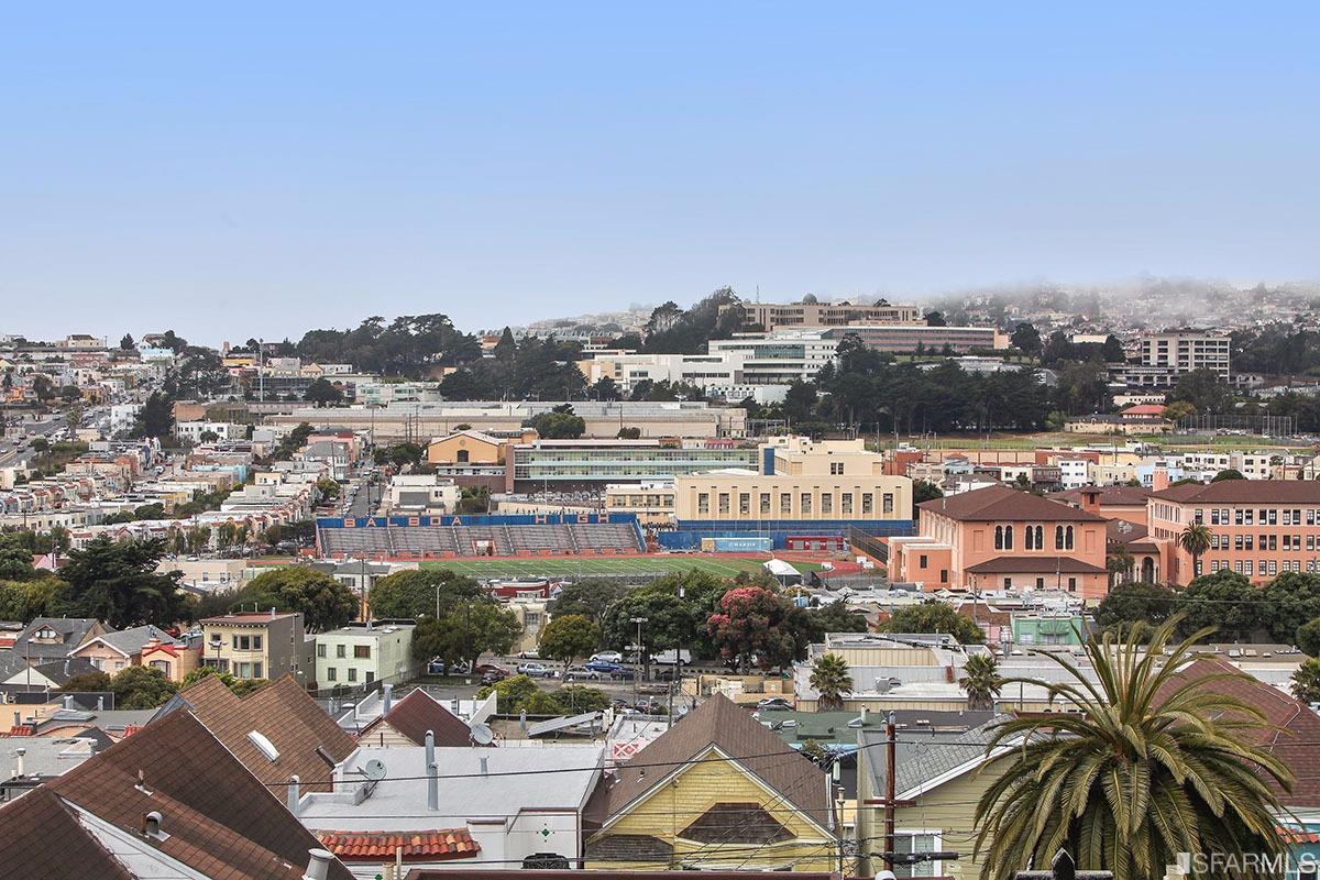 630 Lisbon St, San Francisco, CA 94112 photo 32