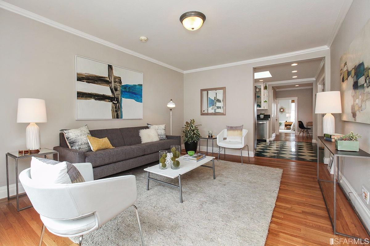 630 Lisbon St, San Francisco, CA 94112 photo 4