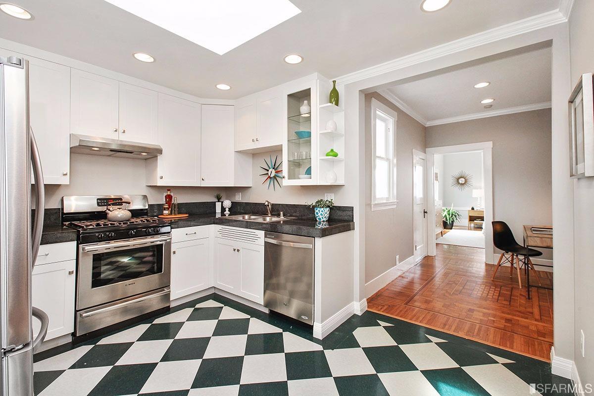 630 Lisbon St, San Francisco, CA 94112 photo 8