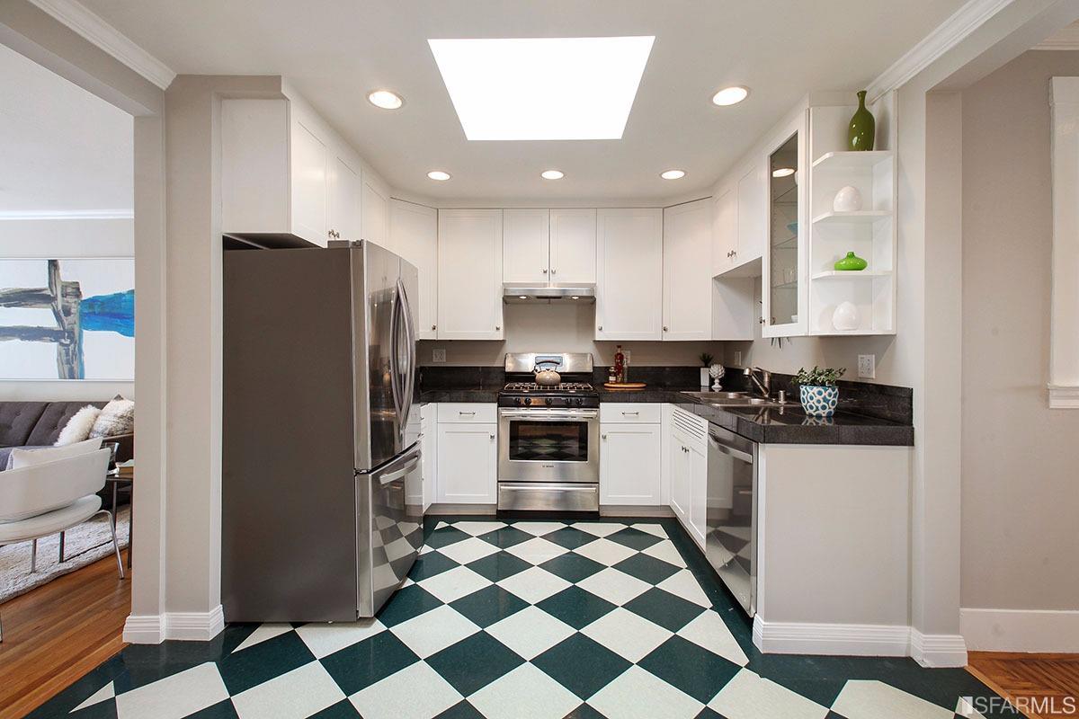 630 Lisbon St, San Francisco, CA 94112 photo 11