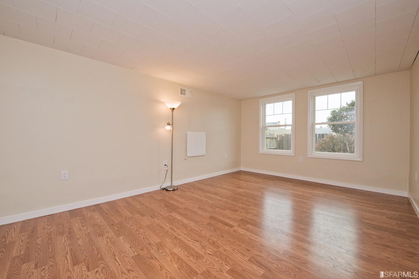 2423 45th Ave, San Francisco, CA 94116 photo 14