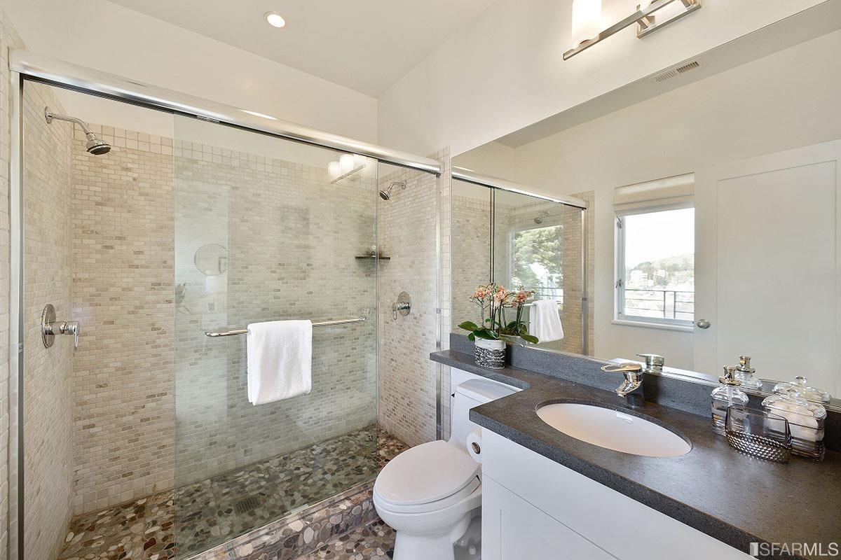 84 Eagle St, San Francisco, CA 94114 photo 27