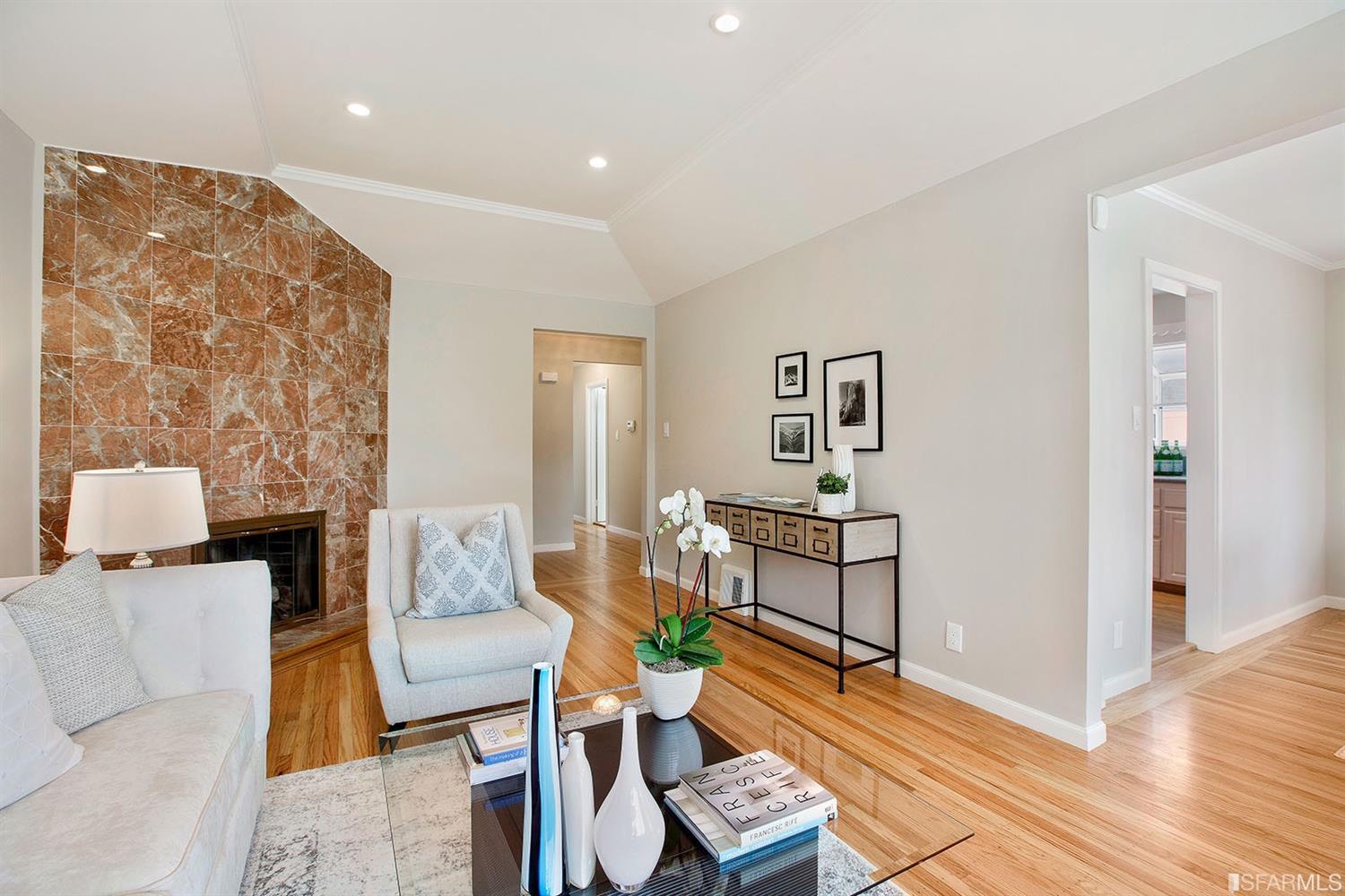 2701 Taraval St, San Francisco, CA 94116 photo 3