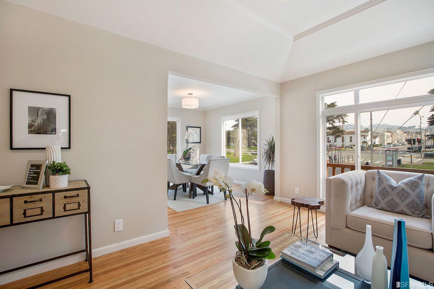 2701 Taraval St, San Francisco, CA 94116 photo 4