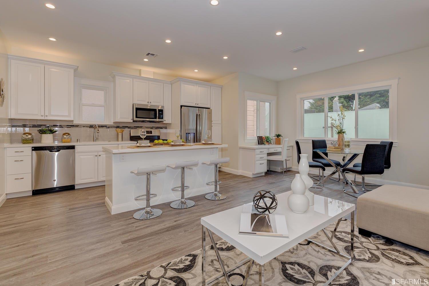 790 Naples St, San Francisco, CA 94112 photo 3