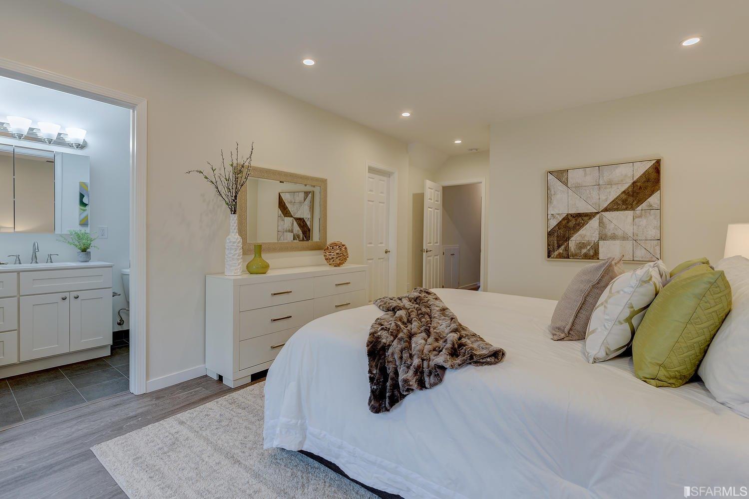 790 Naples St, San Francisco, CA 94112 photo 10