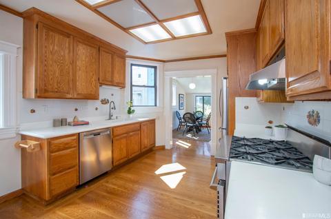 681 10th Ave, San Francisco, CA 94118 photo 9