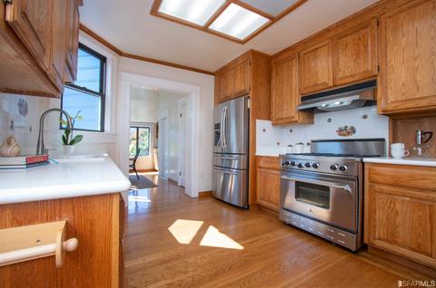 681 10th Ave, San Francisco, CA 94118 photo 8