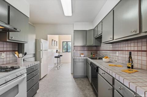 2479 33rd Ave, San Francisco, CA 94116 photo 16