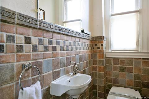 3646 Baker St, San Francisco, CA 94123 photo 32