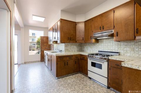 562 22nd Ave, San Francisco, CA 94121 photo 8