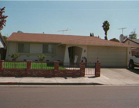 3200 Darwin Dr, Fremont, CA 94555 photo 1
