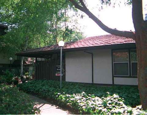 5492 Roundtree Dr #B, Concord, CA 94521 photo 1
